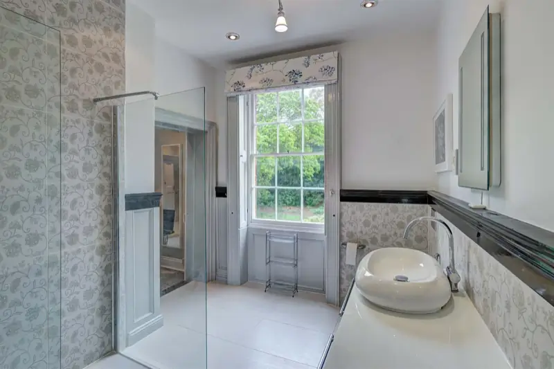 Lingwood Hall bathroom detail